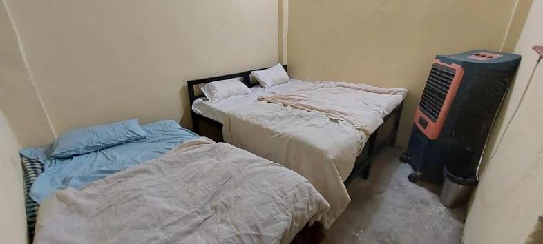 Shree Kashi Govardhan Dham Hotel อุจเจน ภายนอก รูปภาพ