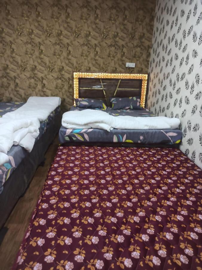 Shree Kashi Govardhan Dham Hotel อุจเจน ภายนอก รูปภาพ